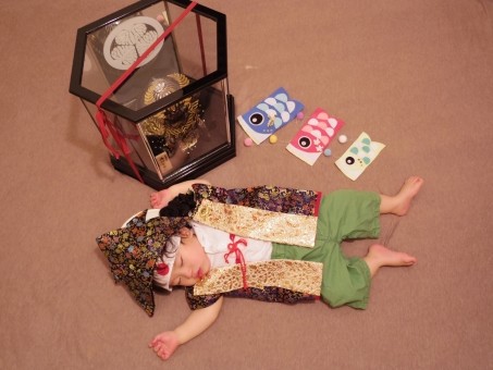 初節句の出張撮影の記念写真(エミリィ)