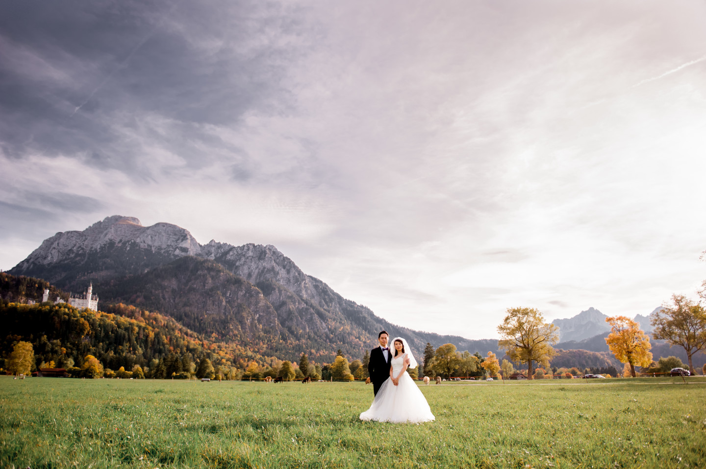 Prewedding Bavarian Photo Shoot in Wedding Dress with King Louis II of Bavaria's Castle